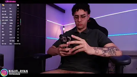 bigryann23 — Stripchat recorded stream image, 04.08.2026 22:10