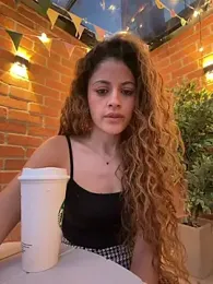 alana15 — Stripchat recorded stream image, 05.08.2026 21:00
