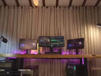 newivy — Chaturbate recorded stream image, 11.08.2026 00:40