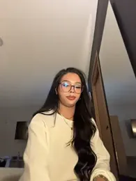 Samantha_Bernardo — Stripchat recorded stream image, 13.08.2026 06:00