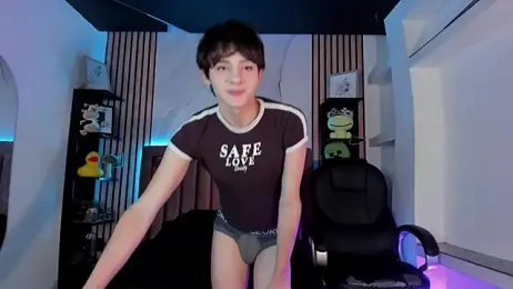 MathiasGreen_ — Stripchat recorded stream image, 14.08.2026 19:10