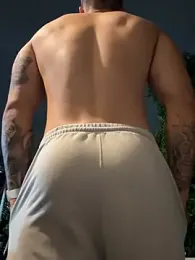 Jamess_White — Stripchat recorded stream image, 16.08.2026 00:50