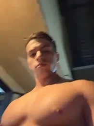 Jamess_White — Stripchat recorded stream image, 16.08.2026 00:50