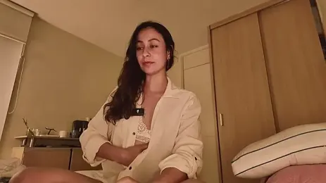 juanasnz99 — Stripchat recorded stream image, 19.08.2026 05:00