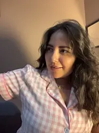 sukhakunis1 — Stripchat recorded stream image, 22.08.2026 01:20