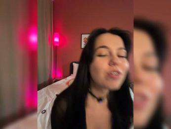 Businka13 — Bongacams recorded stream image, 22.08.2026 20:20
