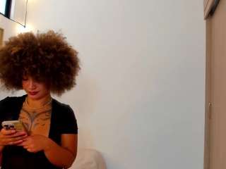 karlyee — Camsoda recorded stream image, 24.08.2026 14:20