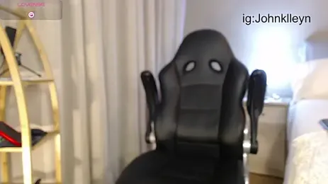jonhklleyn — Stripchat recorded stream image, 24.08.2026 18:10