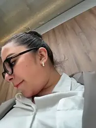 sukhakunis1 — Stripchat recorded stream image, 02.09.2026 15:30