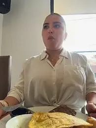 sukhakunis1 — Stripchat recorded stream image, 02.09.2026 15:30