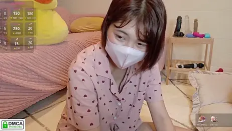 SUZU_ — Stripchat recorded stream image, 07.09.2026 14:00