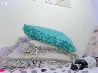 ninapetite — Camsoda recorded stream image, 13.03.2025 22:50