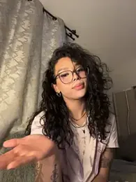 Samantha_Bernardo — Stripchat recorded stream image, 12.09.2026 05:30