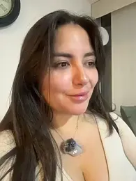 sukhakunis1 — Stripchat recorded stream image, 12.09.2026 17:20