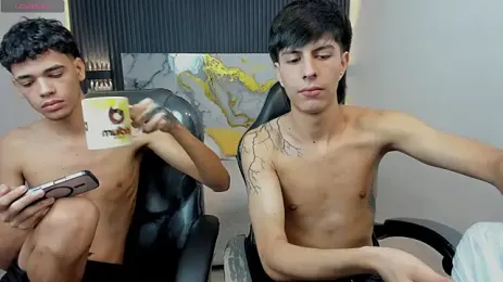 Estiv18_ — Stripchat recorded stream image, 14.09.2026 05:40