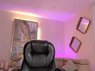 meganwest — Camsoda recorded stream image, 14.09.2026 17:30