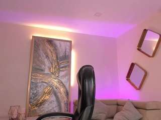 meganwest — Camsoda recorded stream image, 14.09.2026 17:30