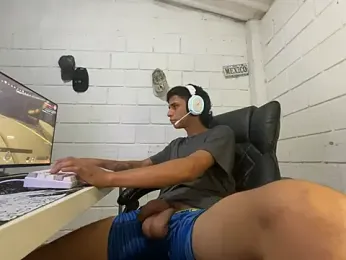 Max_TheHorseDick — Stripchat recorded stream image, 15.09.2026 00:50