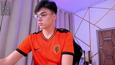Gerony_ — Stripchat recorded stream image, 15.09.2026 09:00