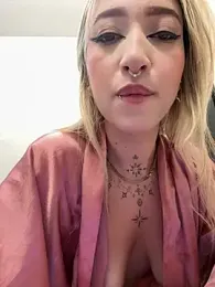 MollyCruz — Stripchat recorded stream image, 15.09.2026 14:20