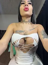 saragill323 — Stripchat recorded stream image, 17.09.2026 04:40