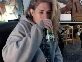 katiecutie_5 — Chaturbate recorded stream image, 18.09.2026 05:40