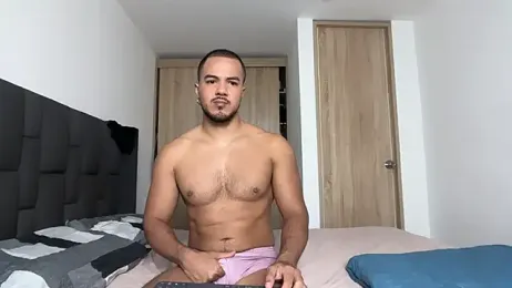 highlatin_guysoficial — Stripchat recorded stream image, 19.09.2026 09:10