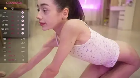 Bananalizzy — Stripchat recorded stream image, 19.09.2026 08:30