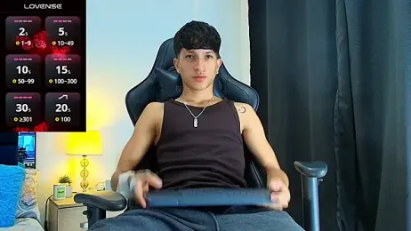 _CamiloBass — Stripchat recorded stream image, 20.09.2026 01:00