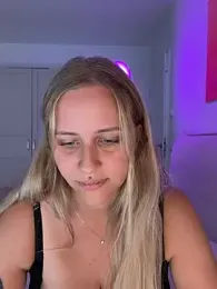 lunawolf21 — Stripchat recorded stream image, 21.09.2026 06:40