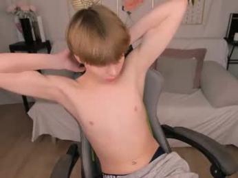 andyjey_ — Chaturbate recorded stream image, 24.09.2026 18:30