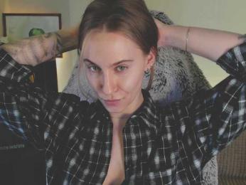 Adamova_Eva — Bongacams recorded stream image, 14.03.2025 19:20