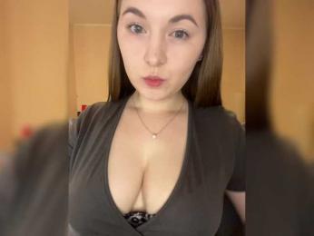 AlinaRay — Bongacams recorded stream image, 15.03.2025 12:40
