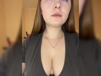AlinaRay — Bongacams recorded stream image, 15.03.2025 12:40