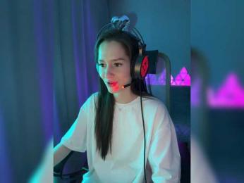 whiteTEA — Bongacams recorded stream image, 15.03.2025 17:50