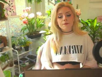 goldengoddessxxx — Chaturbate recorded stream screenshot (18 Mar 2025)