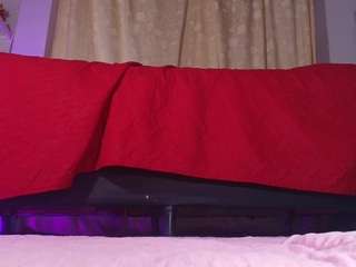 mssbombom — Camsoda recorded stream image, 19.03.2025 03:00