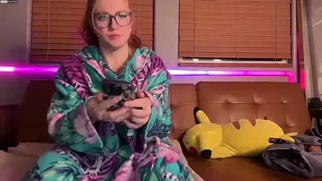 Scarlettredff — Stripchat recorded stream screenshot (20 Mar 2025)