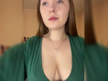 AlinaRay — Bongacams recorded stream image, 20.03.2025 13:30