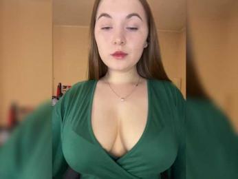 AlinaRay — Bongacams recorded stream image, 20.03.2025 19:20