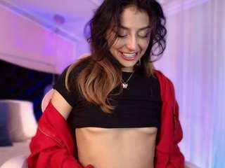 sofly-s — Camsoda recorded stream image, 21.03.2025 11:50