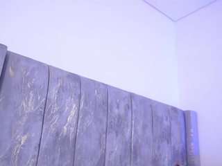 lara-giraldo — Camsoda recorded stream image, 22.03.2025 02:40