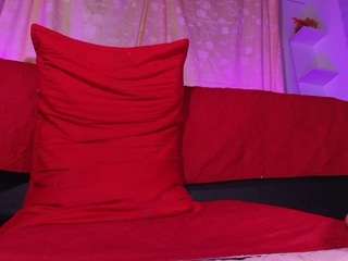 mssbombom — Camsoda recorded stream image, 22.03.2025 03:10