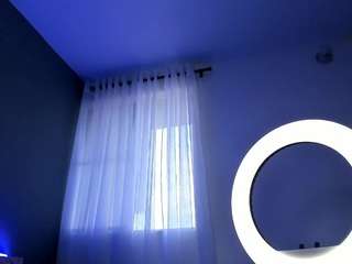 mollyybloom — Camsoda recorded stream image, 22.03.2025 18:50