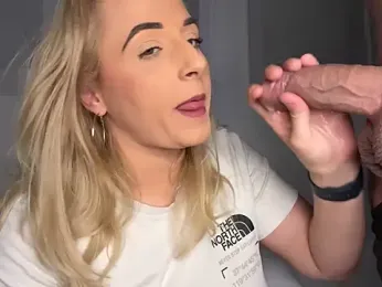 Strongqueen — Stripchat recorded stream screenshot (24 Mar 2025)