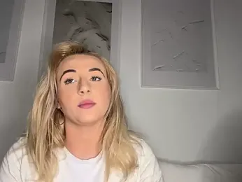 Strongqueen — Stripchat recorded stream screenshot (24 Mar 2025)