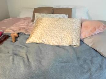 sexxylaurab — Chaturbate recorded stream screenshot (24 Mar 2025)