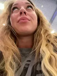 Sweet___Emily — Stripchat recorded stream image, 25.03.2025 13:20