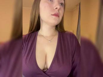 AlinaRay — Bongacams recorded stream image, 03.02.2025 19:10