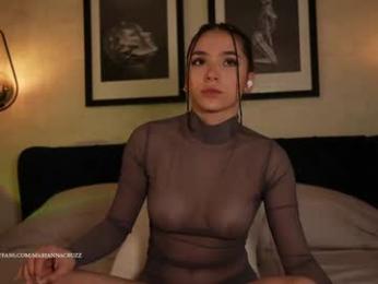 mariannacruzz — Chaturbate recorded stream image, 26.03.2025 21:00